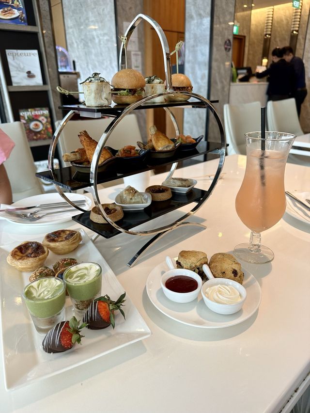 Splendid High Tea Set at $25 per pax!!🍰🫖🤤
