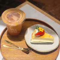 ใกล้บ้าน in the garden ☕️ คาเฟ่แห่งความอบอุ่น
