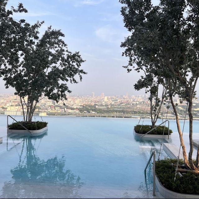 Eastin Grand Hotel Phayathai