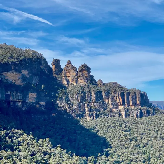 Three Sisters - Sydney, Australia 