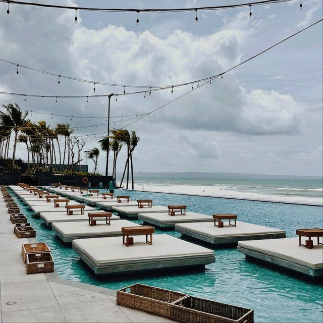 Atlas Beach Club, Bali