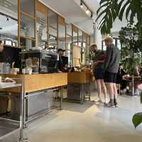 Bonanza … No 1 Coffee shop @ Berlin