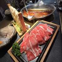 湊湊火鍋湯底有3拼+無限任食鴨血豆腐