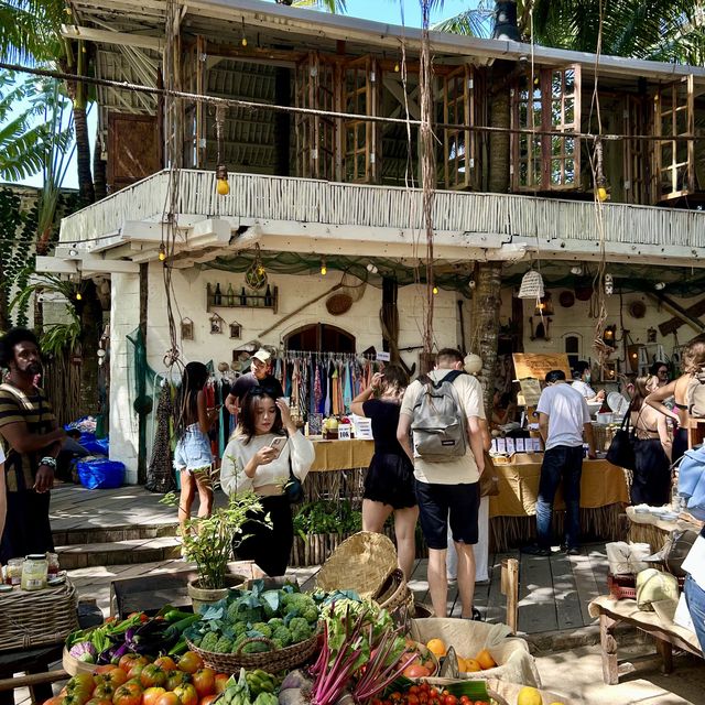 Canggu La Brisa Sunday Markets