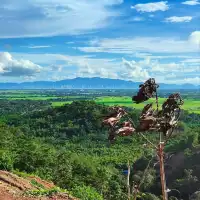 hiking Bukit H