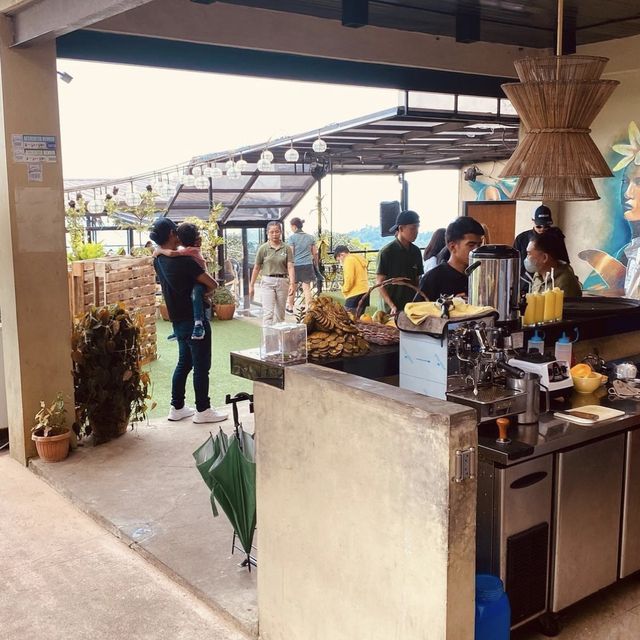 Good Meal with a View at Cabanas Dine and Bar