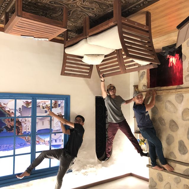 Upside Down House: A Gravity-Defying Delight
