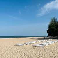 พักผ่อนติดริมทะเลที่ Veranda Resort 
