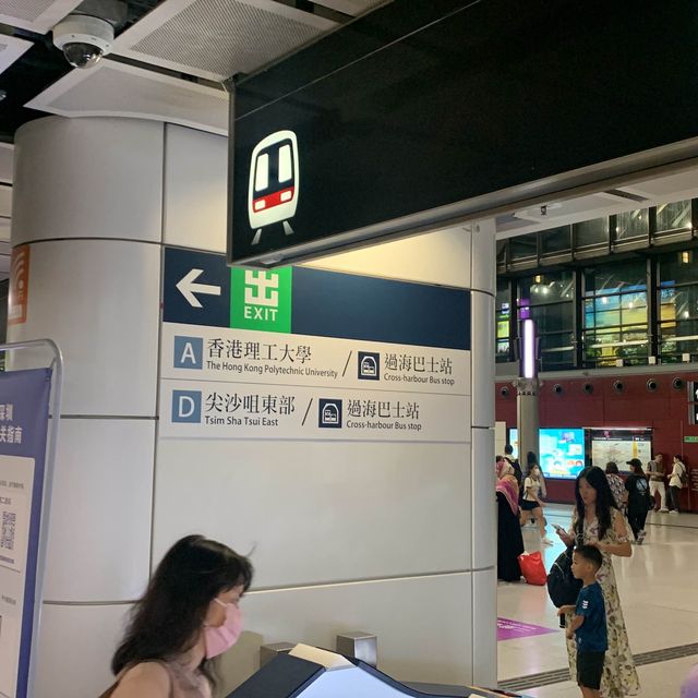 Roam if You Want To: Adventure across Hong Kong (S.A.R) and Shenzhen, China Roam if You Want To: Adventure across Hong Kong (S.A.R) and Shenzhen, China