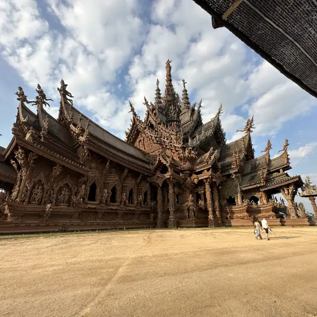 パタヤ サンクチュアリ・オブ・トゥルース