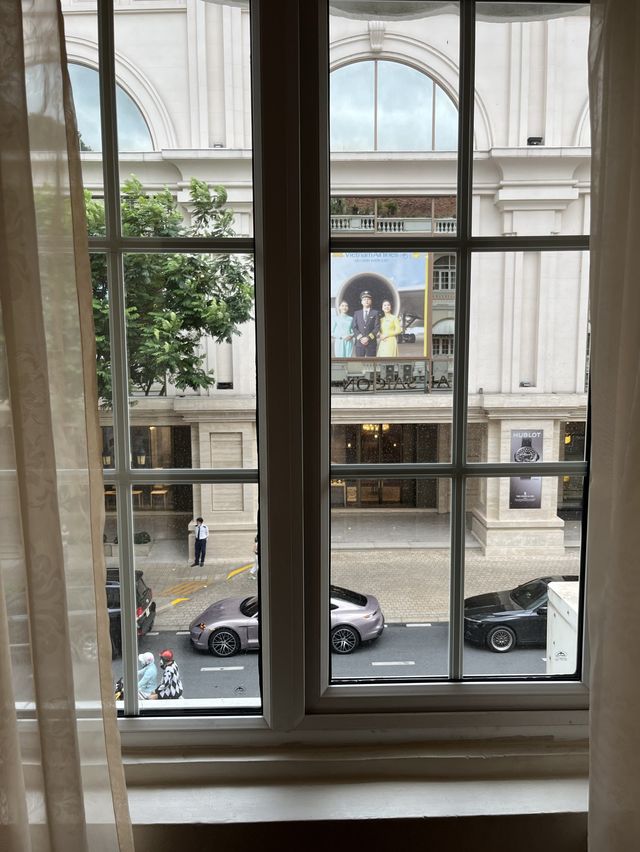 베트남에서 제일 오래된 호텔, 호텔 컨티넨탈 사이공 📍