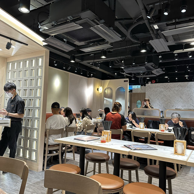 厚福街新開米線鋪．台灣藥膳米線