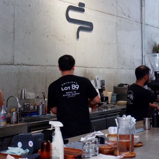 LOT89 Cafe มาในธีม blossome lot ☕️🍵