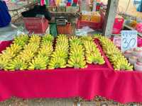 ตลาดนัดเก่าแก่ : ตลาดนัดวันอาทิตย์