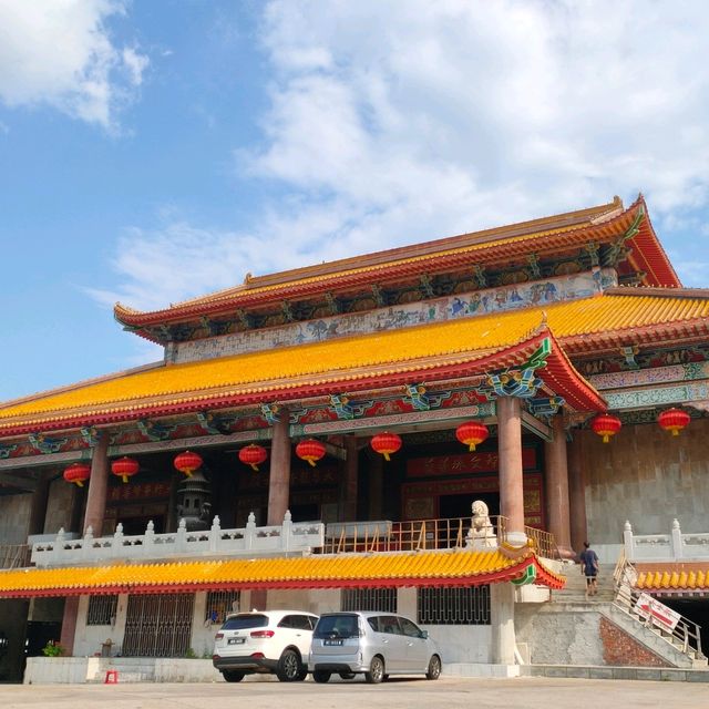 วัดเก็กลกซี (Kek Lok Si

)