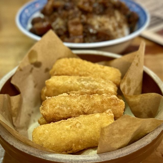 📍香港觀塘｜龍鳳號 · 古式古香正宗人氣抵食魯肉飯🐲