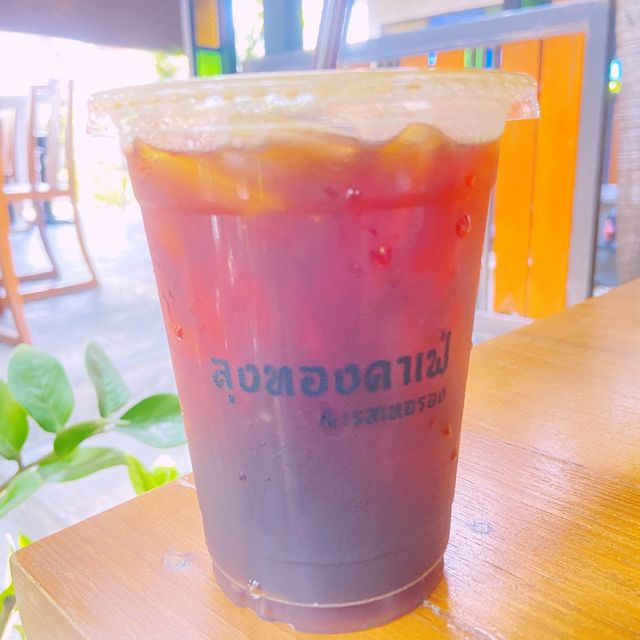 ลุงทองคาเฟ่ แอนด์ เรสเตอรอง