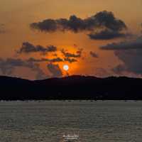 รีสอร์ท 5 ดาว ติดทะเลเงียบสงบ ชมวิวพระอาทิตย์🌅