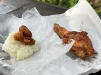 ตลาดเช้าของกินริมทะเล หาดในยาง ภูเก็ต
