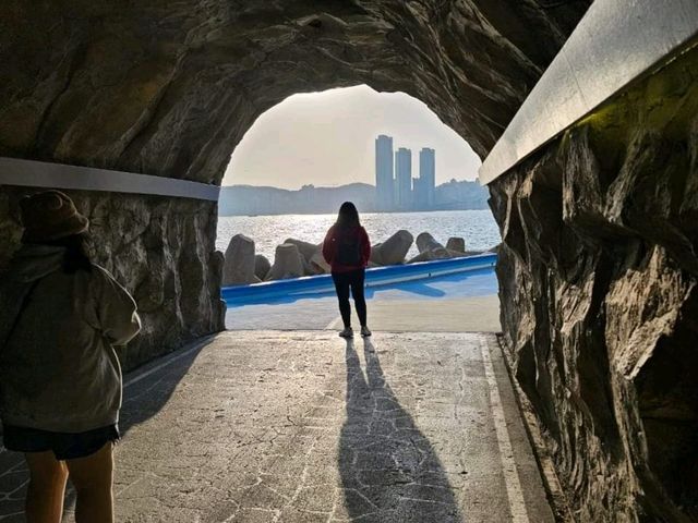 Huin Ford Culture Village Busan
