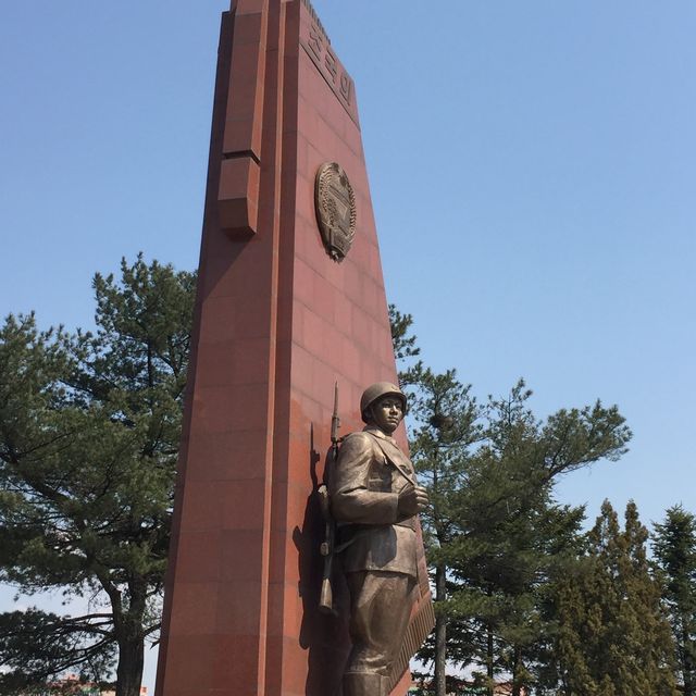statues of Pyongyang