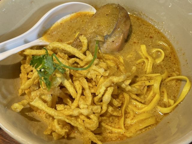 香濃泰北咖哩麵｜清邁必食😋