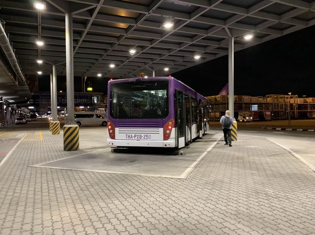 タイ　タイ観光　タイ航空でスワンナプーム国際空港から新千歳空港へ深夜フライトが快適だった！