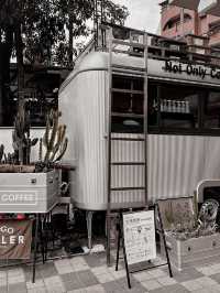 探店露營系宅樂咖啡 zeller Coffee建國店🍴