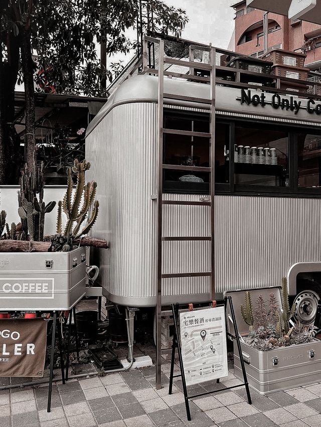 探店露營系宅樂咖啡 zeller Coffee建國店🍴