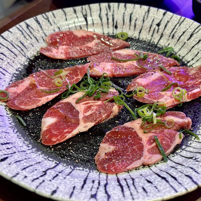 【大阪・東梅田】新鮮さ調理に自家製ダレにこだわった焼肉店「黒毛和牛とホルモン 焼肉でっせ」