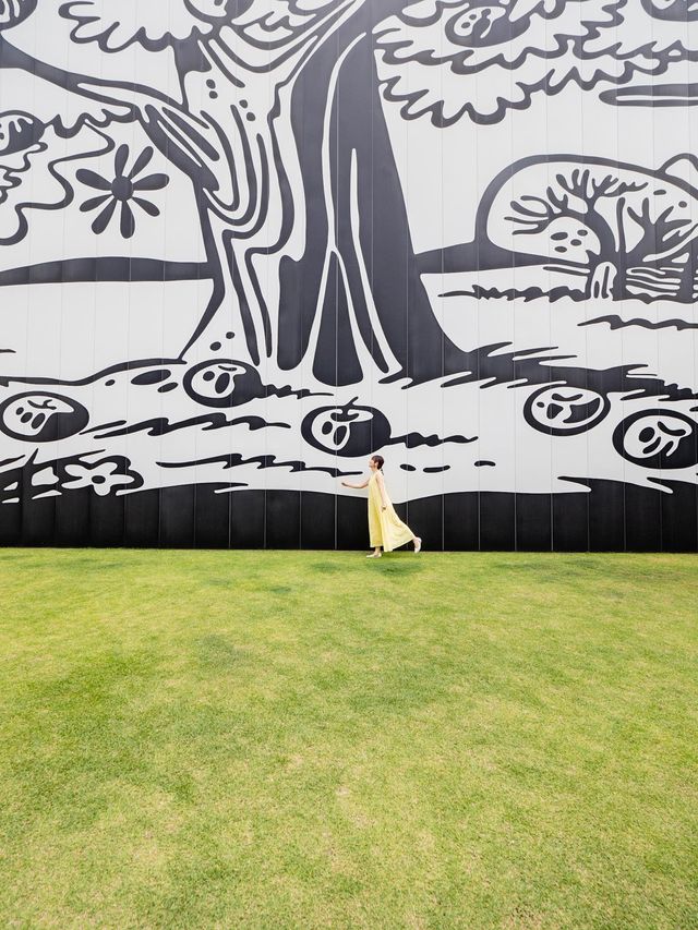 【青森県に行くならココ！🎨】十和田市現代美術館の展示が芸術的すぎる😳✨