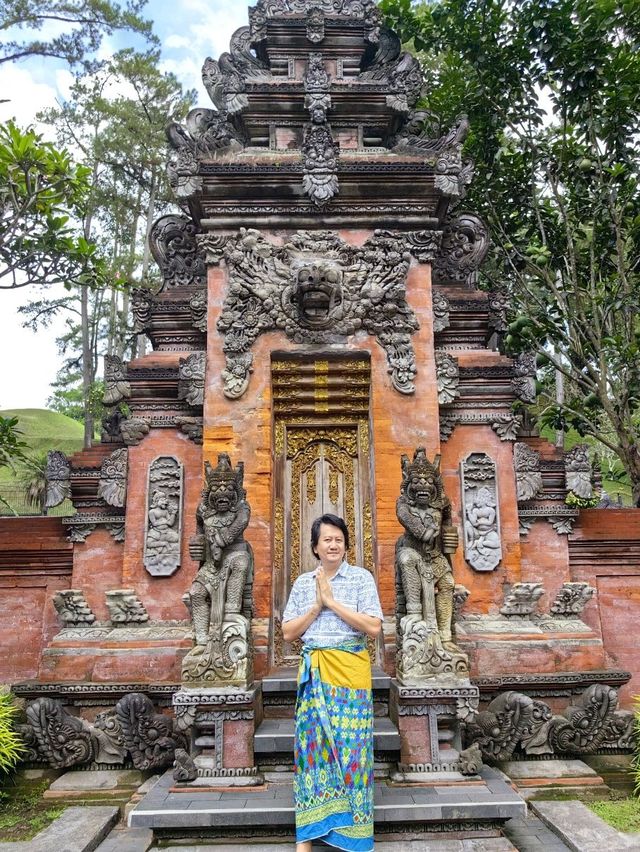 Cleansing Ritual in Bali :  Melukat