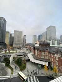 屋上庭園から眺める東京駅