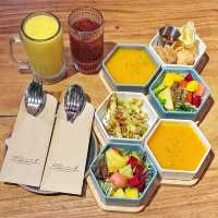 秘密花園🏡內的高質👍素食Café  