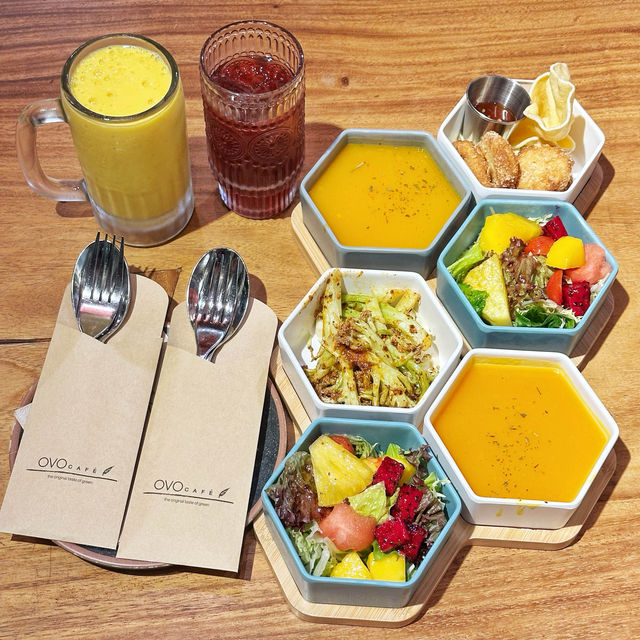 秘密花園🏡內的高質👍素食Café  