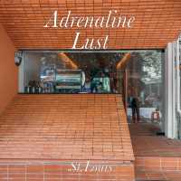 Adrenaline Lust - คาเฟ่เปิดใหม่เซนต์หลุยส์