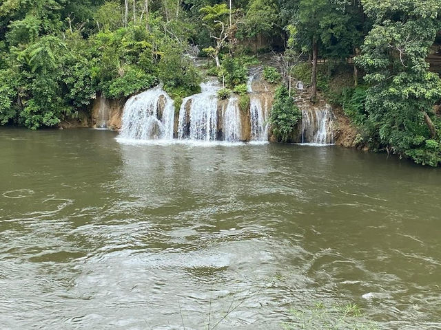น้ำตกไทรโยคใหญ่