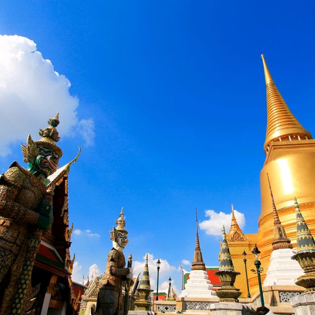 วัดพระศรีรัตนศาสดาราม (วัดพระแก้ว)