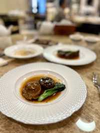 一個價錢吃到鮑魚`燕窩`海參`魚翅既潮洲菜😍🥢