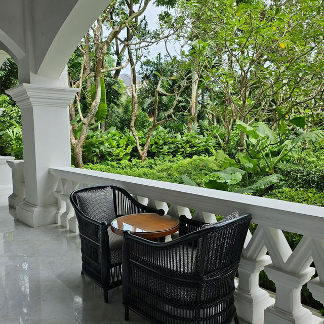 Timeless Elegance at Raffles Hotel