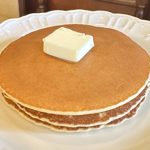 喫茶でいただく米粉パンケーキ🌾