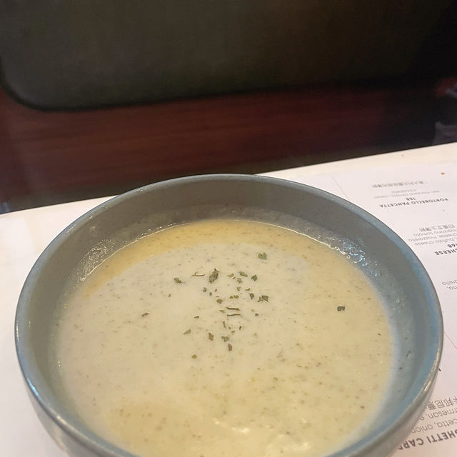 觀塘高回訪西餐
