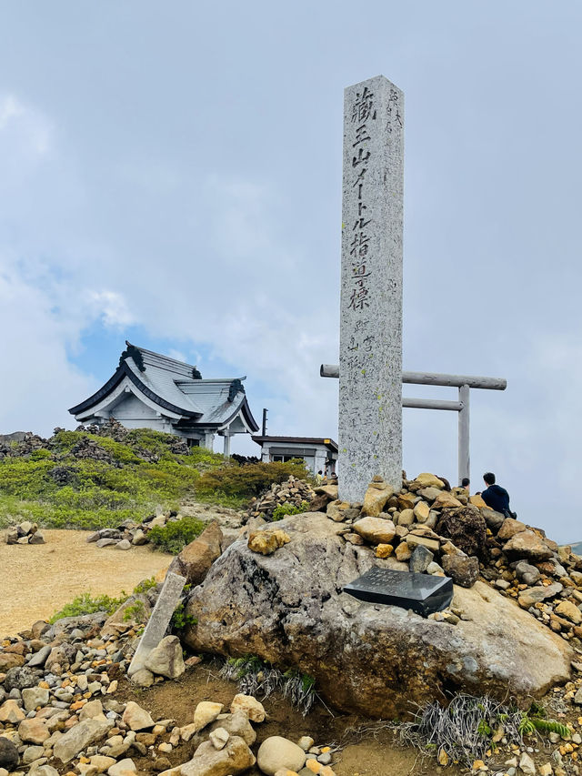 【宮城県】絶景の中にある『蔵王刈田嶺神社　奥宮』