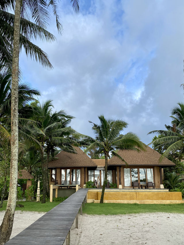 พักเกาะกูดให้ฟิน🏝️พักห้อง Beachfront ที่แพงที่สุด