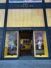 Premium lifestyle destination for shopaholics!