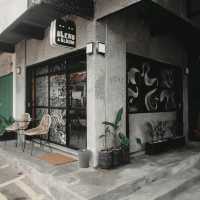 BLEND & BLOOM | A NEW COFFEE SHOP IN SUKABUMI