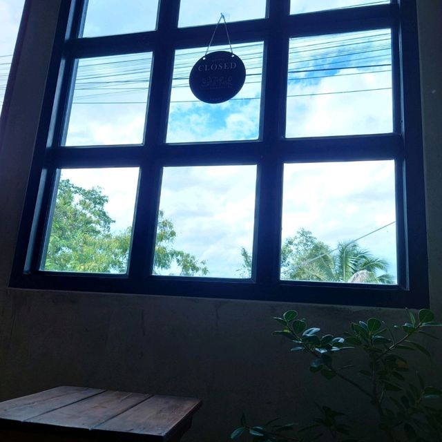 MJ Cafe Phan