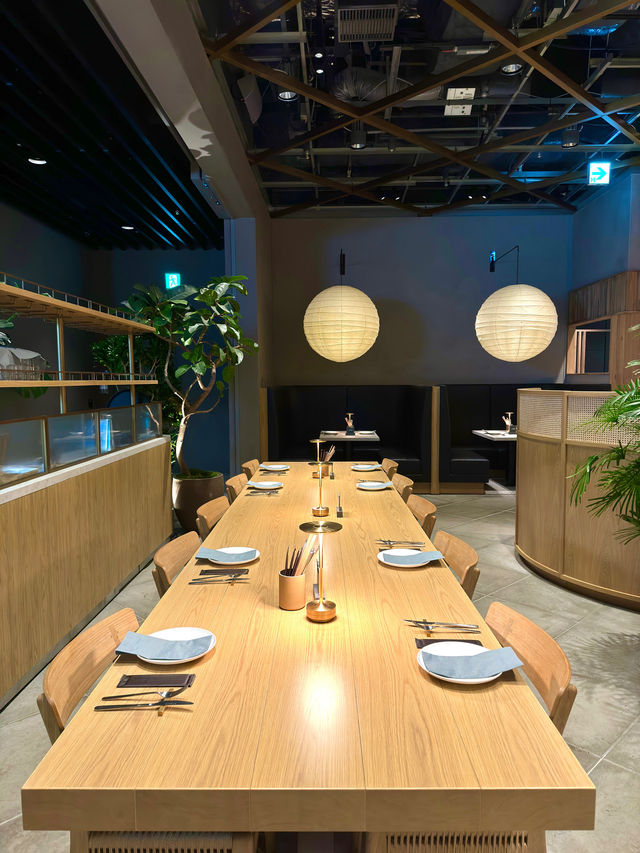 東京　東京観光　虎ノ門ヒルズステーションタワーはおしゃれなお店でいっぱいだったぞ！