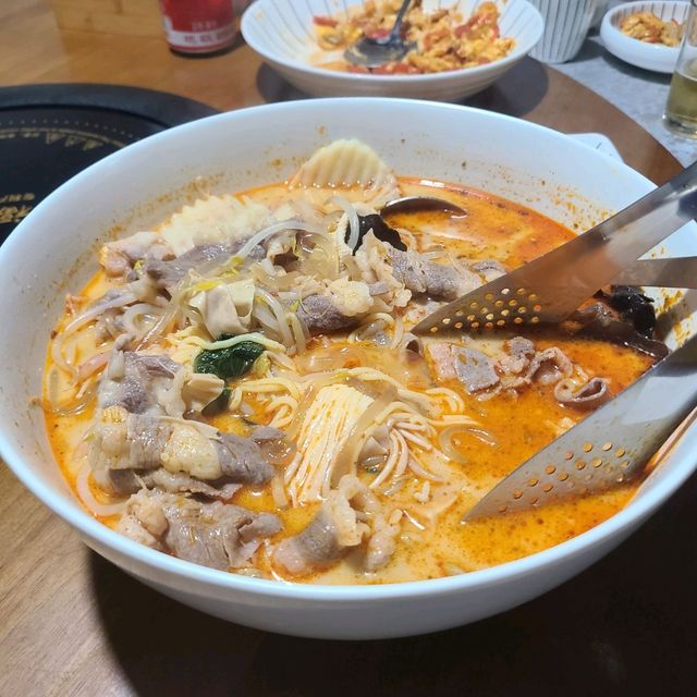 서귀포 중문 맛집)홍발 - 연변출신 중국인이 운영하는 동북스타일 중식 맛집 | 트립닷컴 서귀포 서귀포 중문 맛집)홍발 - 연변출신 중국인이... 