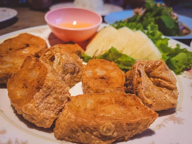 ร้านส้มตำ อีสานคลาสสิค แม่กลอง